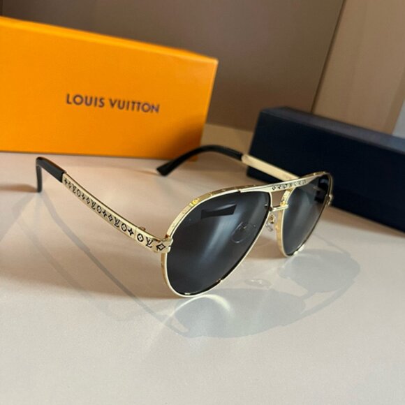 Louis Vuitton Gold Metal Frame Black Sunglasses - Picture 3 of 7